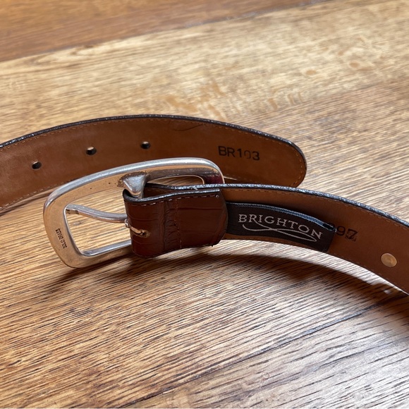 Brighton Brown Crocodile Embossed Silver Tone Rose Embellished Belt - M/L 32 - Picture 5 of 9